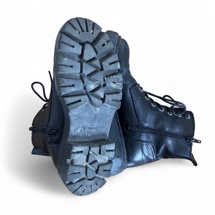 Scarpe da donna: Schwarze Schnürstiefel, Gr. 39 – Usato da Zürich venduto da ju__ 2