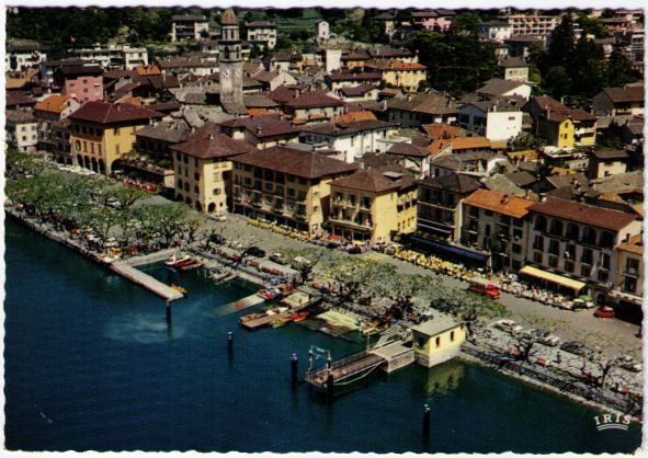 Cartes postales: Ascona - La Piazza - Lungolago – D'occasion à Binningen par Mountainrider