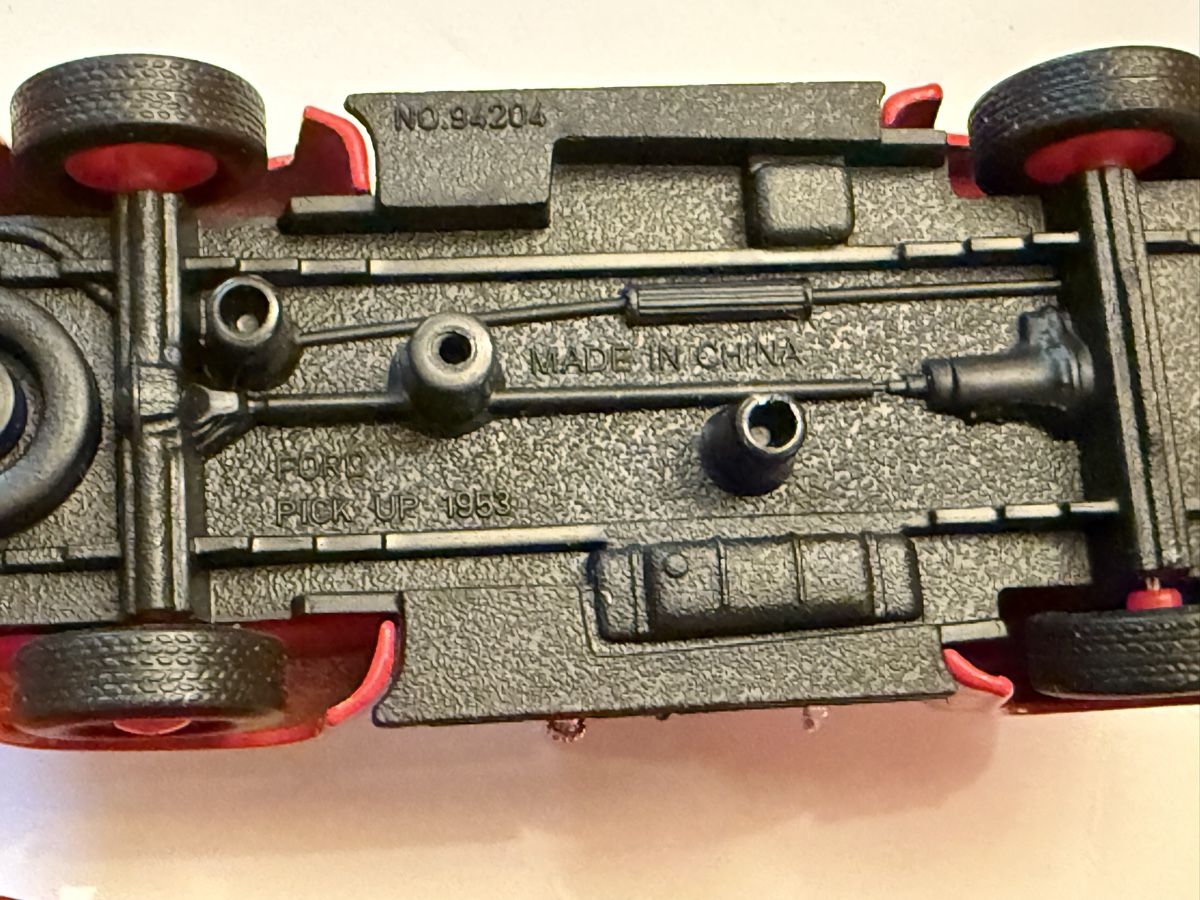 Ford Modellini d'auto: FORD F100/1:43/neuwertig – Usato da hunzenschwil venduto da Oldipark 4