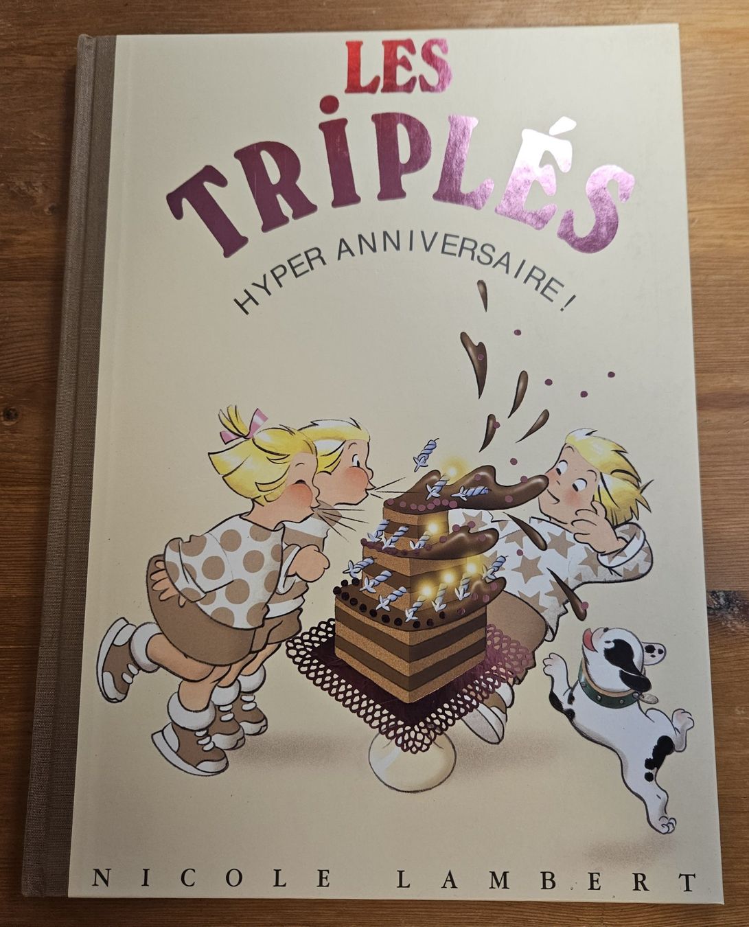 Comics: Les triplés N 10 E.O. (G.FORMAT--TBE) ENV.POSSIB Hyper anni – Gebraucht aus Prévonloup von bitume1975