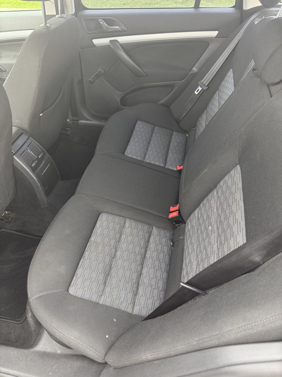 Skoda Automobili: SKODA Octavia Combi 1.6 TDI Ambiente – Usato da Oberentfelden venduto da Blackrose75 9