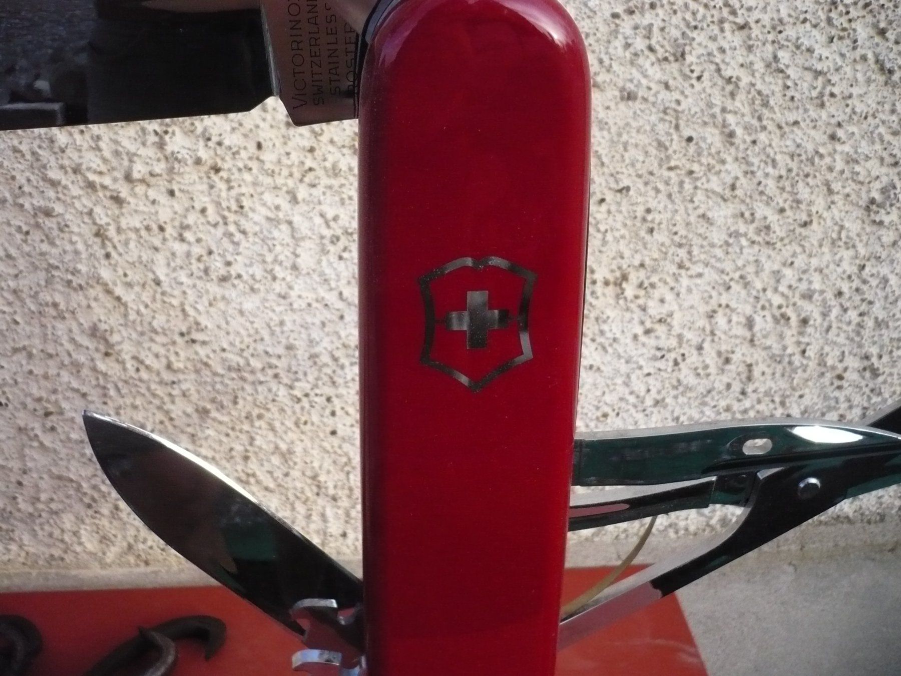 Victorinox Taschenmesser: WERBUNG VICTORINOX Taschenmesser – Gebraucht aus Biberist von Urmel 2