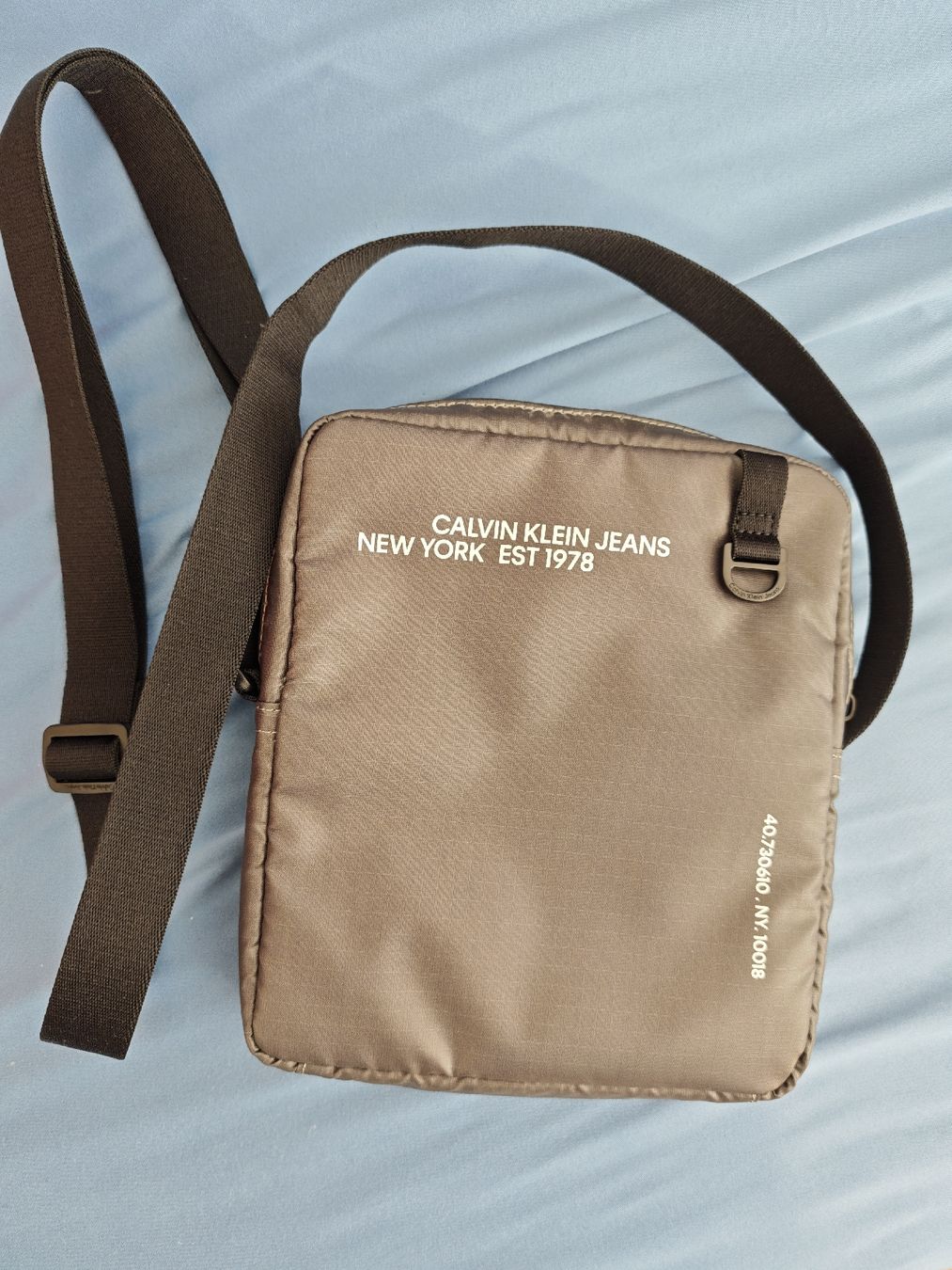 Calvin Klein Borse: Calvin klein Umhängetasche  – Nuovo (secondo la descrizione) da Grenchen venduto da bru_mdk8