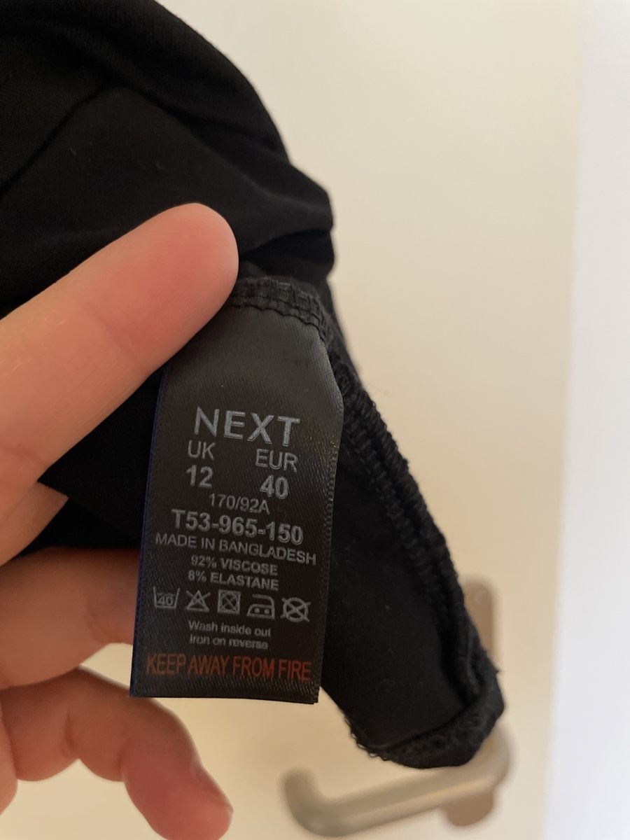 Top: Maternity Top mit Stillfunktion – Nuovo e nell'imballaggio originale da Zürich venduto da Circularrocks 3