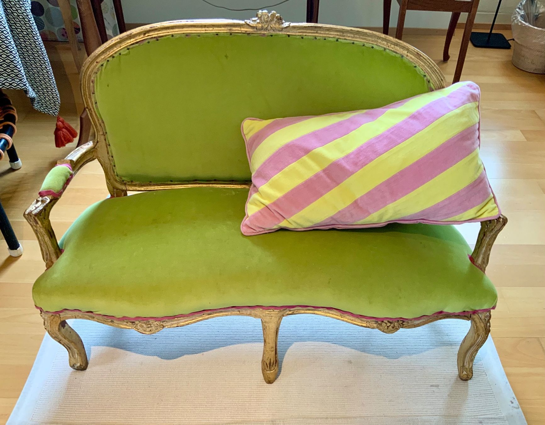 Divani: Kinder Sofa von 1930 – Usato da Winterthur venduto da Jameson9 5