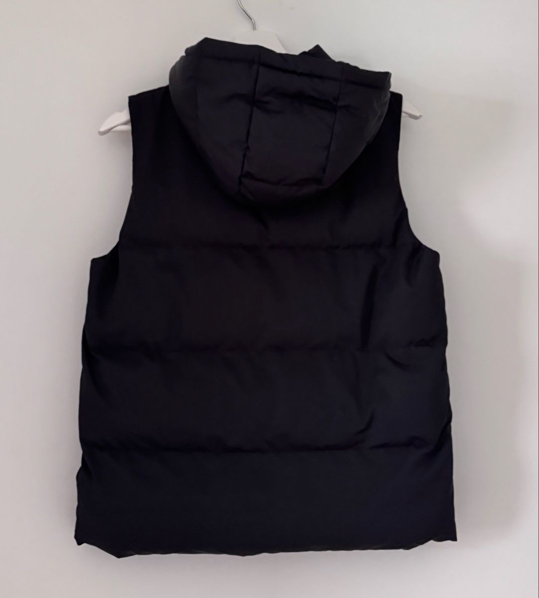 Gilets & Westen: Schwarze Steppweste, Grösse S – Neu (gemäss Beschreibung) aus Zürich von leanfu_ 1