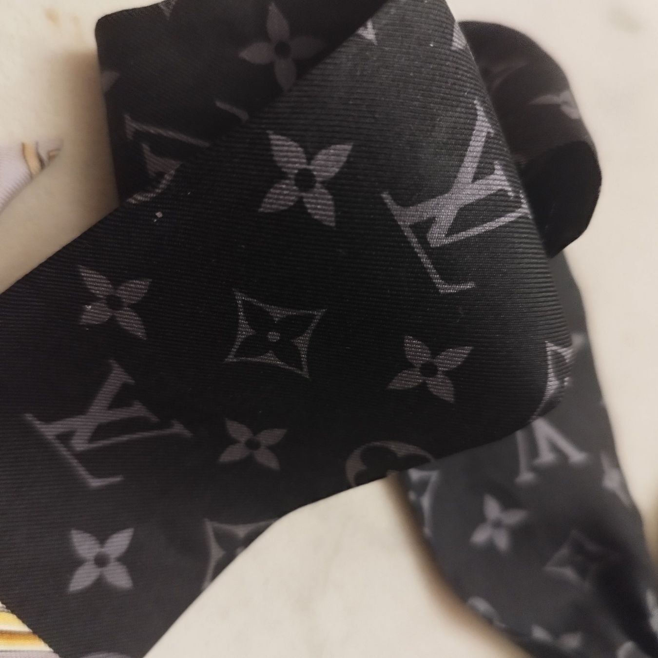 Accessori per capelli: Louis Vuitton armband haarchmuck – Nuovo (secondo la descrizione) da Basel venduto da pro_79rs 5