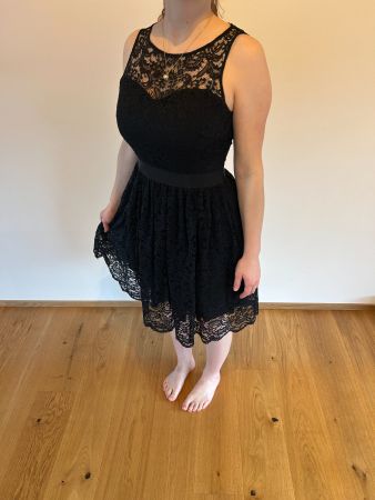 NAF NAF spitzen Kleid, Gr. 40, Schwarz, Cocktailkleid