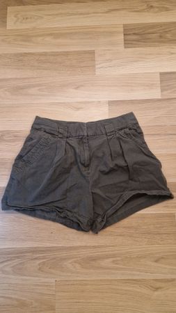 Esprit Shorts Khaki Gr. 36 Sommer-Look - Top Zustand!