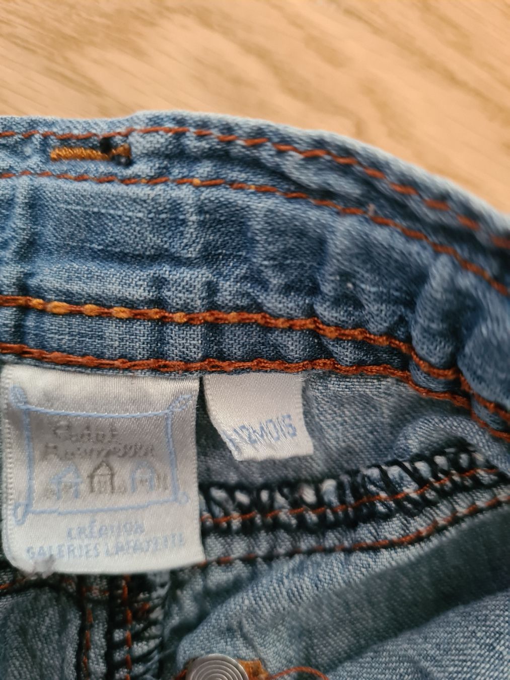 Hosen: Jeans Kinder hellblau Grösse 12 Monate gebraucht – Gebraucht aus Horw von Mirii91 2