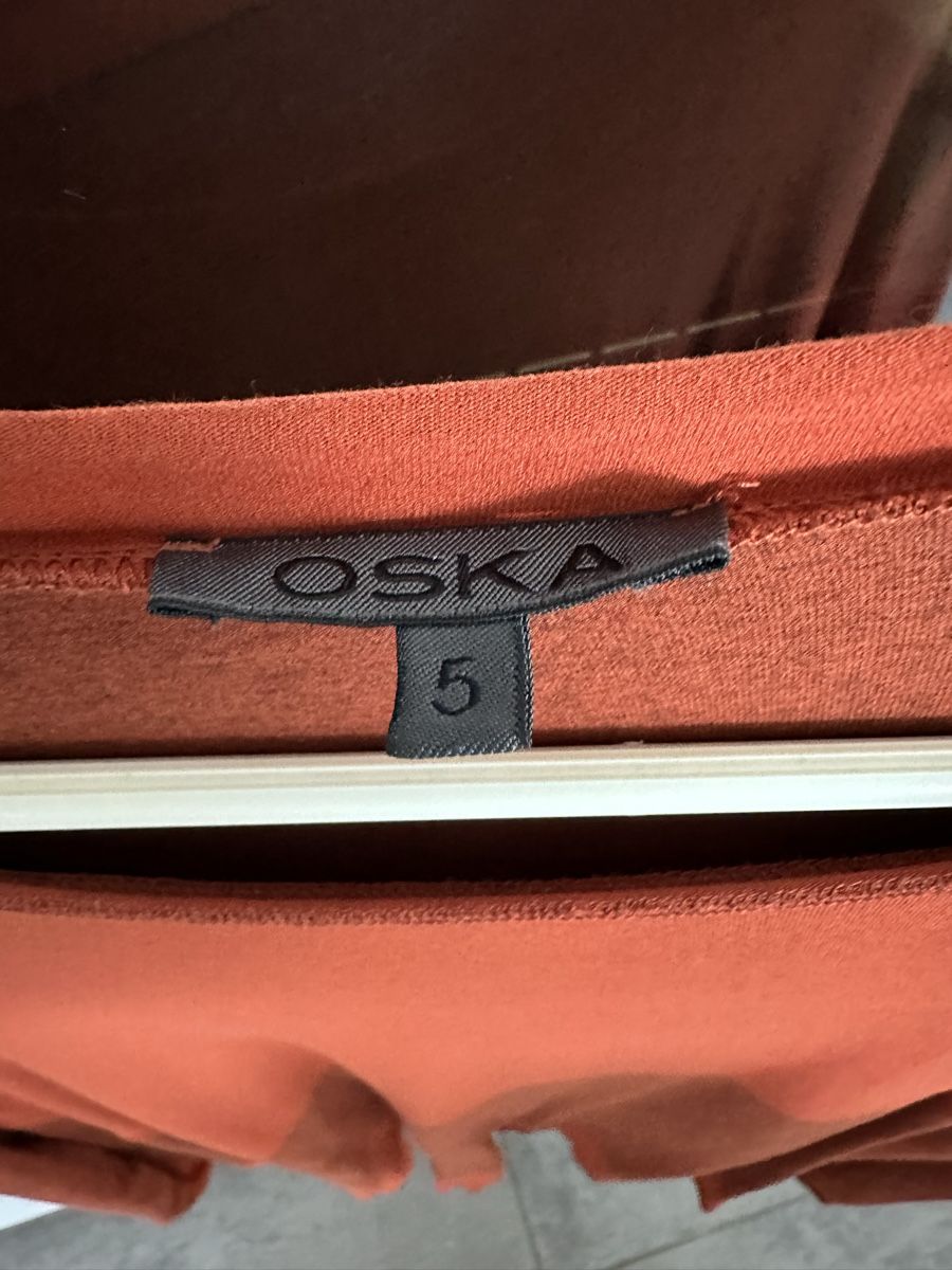 Oska Tuniche: Oska Oberteil Größe 5 – Nuovo (secondo la descrizione) da S. Antonino venduto da Swissbutler 2