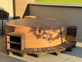 Softub Legend Stepper Holzumrandung mit Stauraum (1,80 m)
