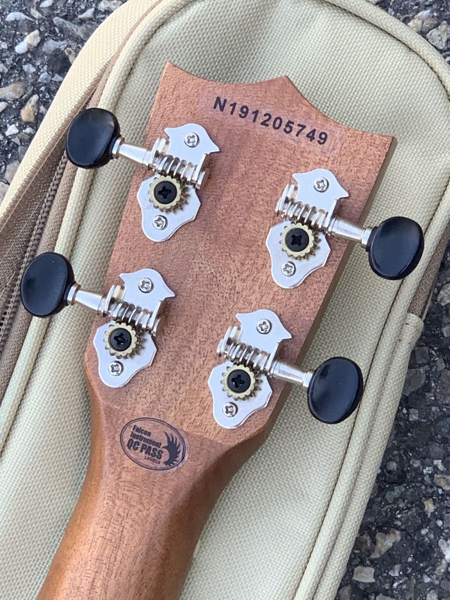 Strumenti musicali: UKULELE „Flight“ mit Tasche  – Usato da Wangen b. Olten venduto da Finolino28 6
