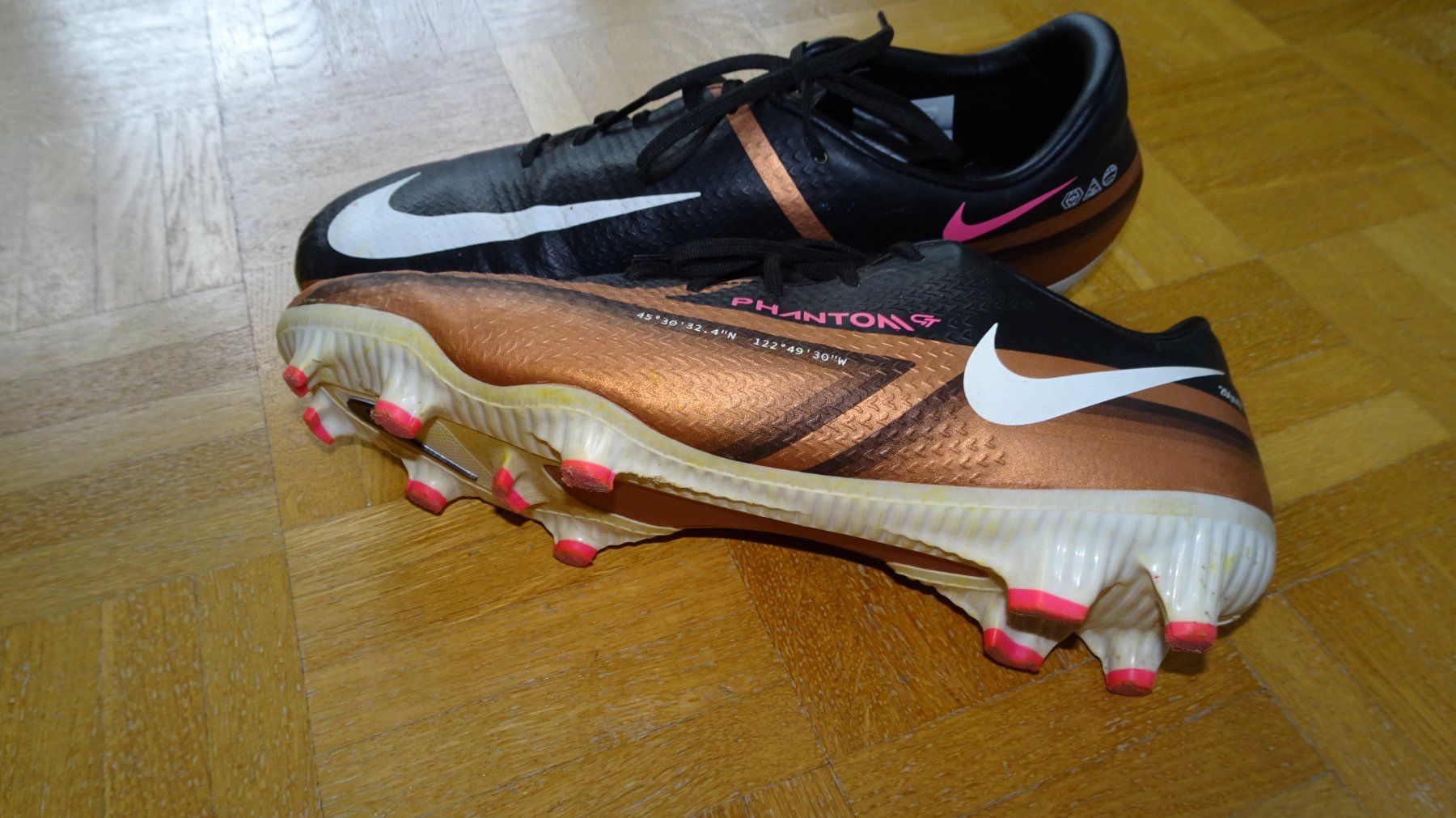 Nike Scarpe per ragazzi: Nike Phantom Fussballschuh Gr. 42 – Usato da Hombrechtikon venduto da 29Malibu11 3