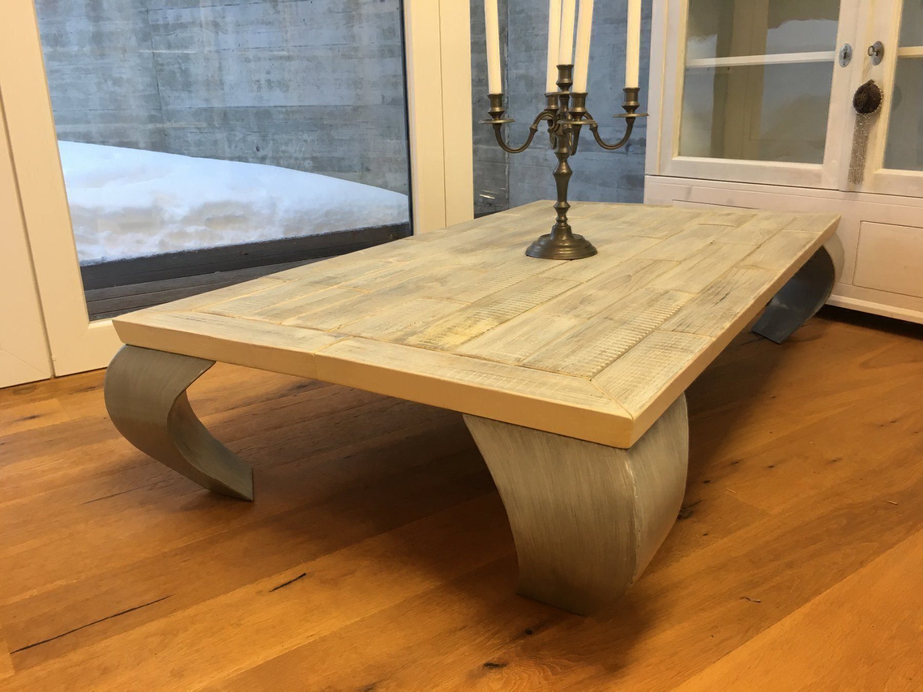 Tavoli: Design Salontisch – Nuovo (secondo la descrizione) da Elgg venduto da nefernst