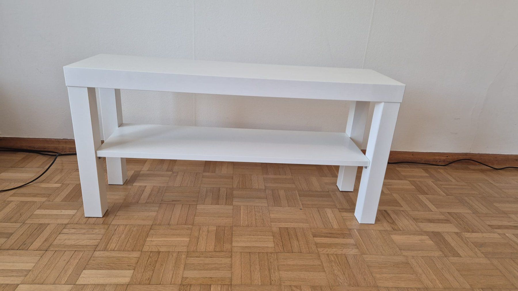 Tische: TV/Salon Tischchen – Gebraucht aus Zürich von sar_v8j7 1