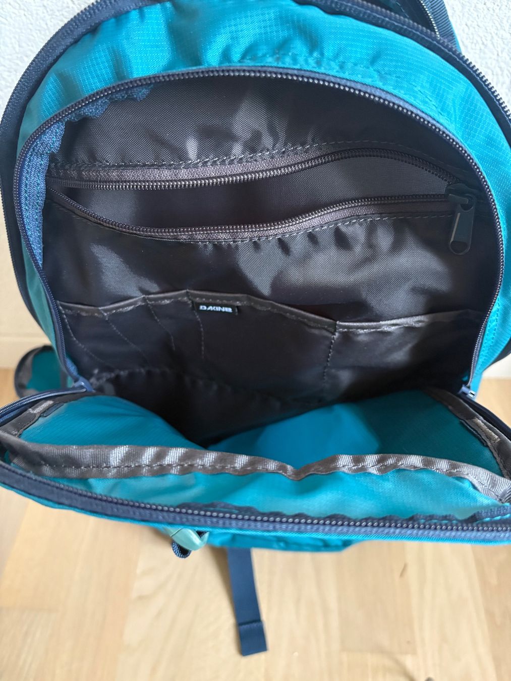 Dakine Sacs à dos: Sac à dos Dakine bleu neuf – Neuf avec emballage d'origine à Marly par sehlin 4