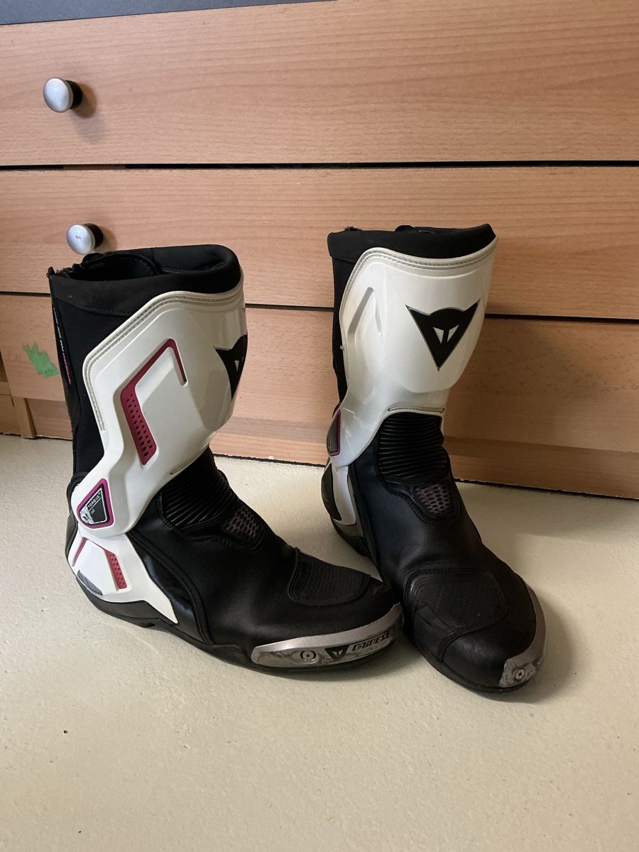 Dainese Scarpe da donna: Dainese Torque 3 Out Air Stiefel Gr. 40 – Usato da Obergösgen venduto da hot-berry