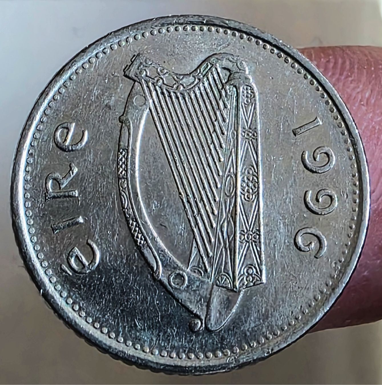 Tutti le monete: IRLAND 10 PENCE 1996 – Usato da winterthur venduto da CoinPassion 1