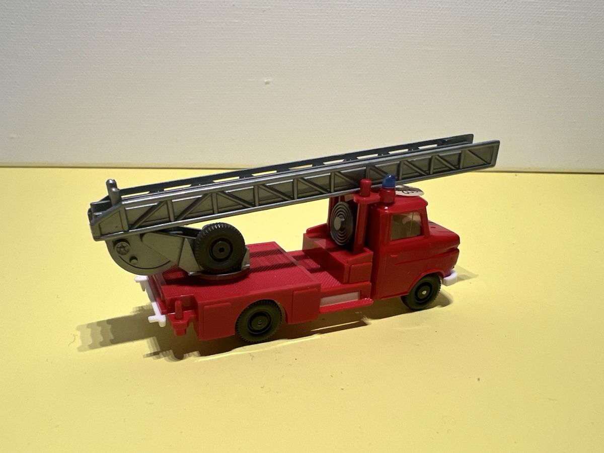 Wiking Modellini d'auto: Wiking Opel Blitz FW Drehleiter 1/87 – Nuovo (secondo la descrizione) da Weinfelden venduto da Kammerflimmern 4