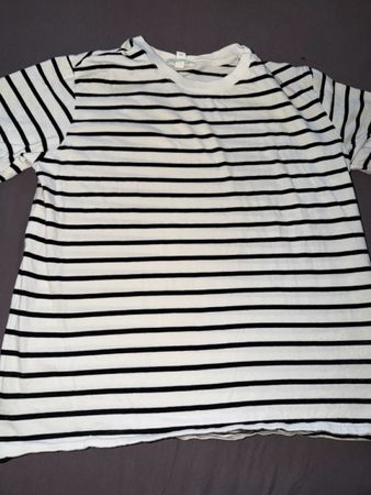 H&M Gestreiftes T-Shirt, Grösse M, Top Zustand für Sommer!