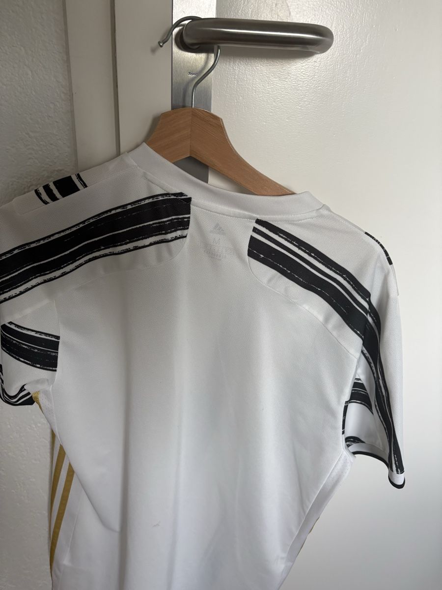 Adidas Canottiere & Pantaloni: Juventus Trikot  – Usato da Leuggern venduto da hoe_h85n 1