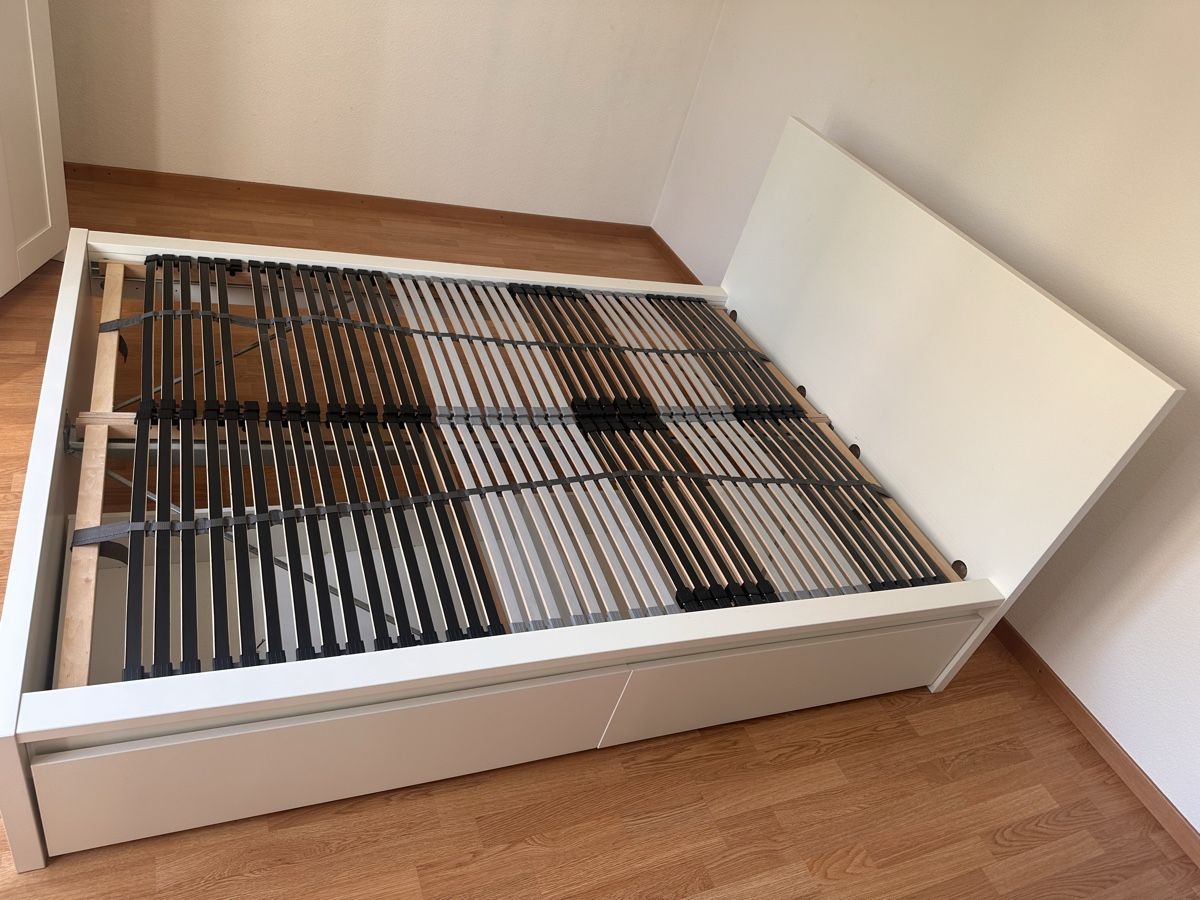Betten: IKEA MALM - Bett (140cm) – Gebraucht aus Bern von y_t01