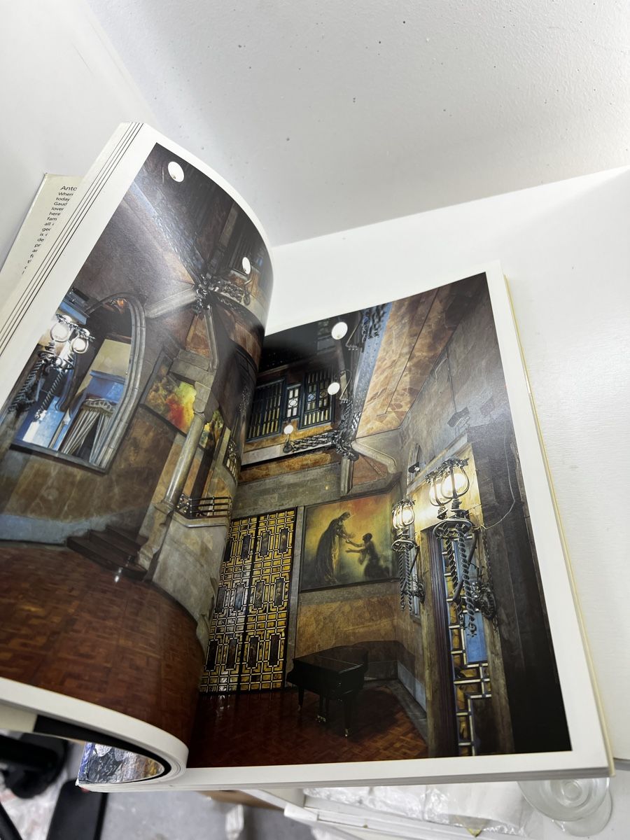 Libri: Antoni Gaudi Taschen englisch – Usato da Wettingen venduto da NickInc 4