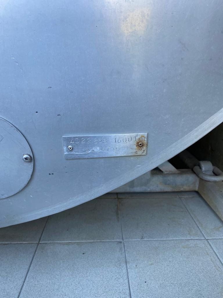 Tecnica di mungitura: Milchtank 1700 lt. – Usato da Davos Dorf venduto da flusti-3 3
