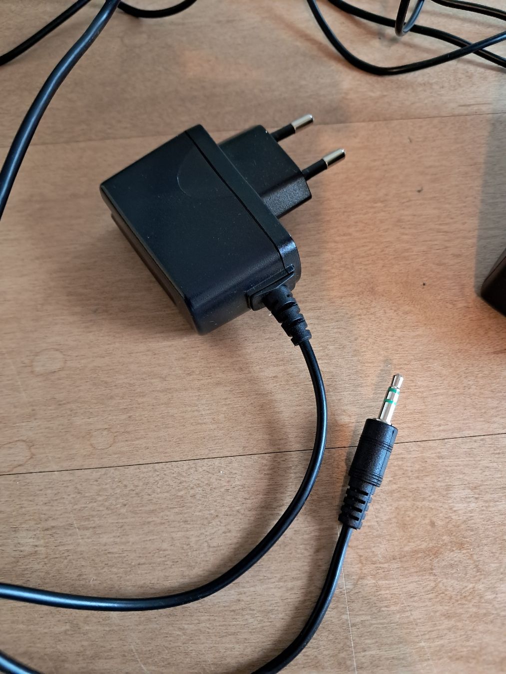 Logitech Casse acustiche: 2x Böxli/Lautsprecher Logitec – Usato da Winterthur venduto da fabelwin 2