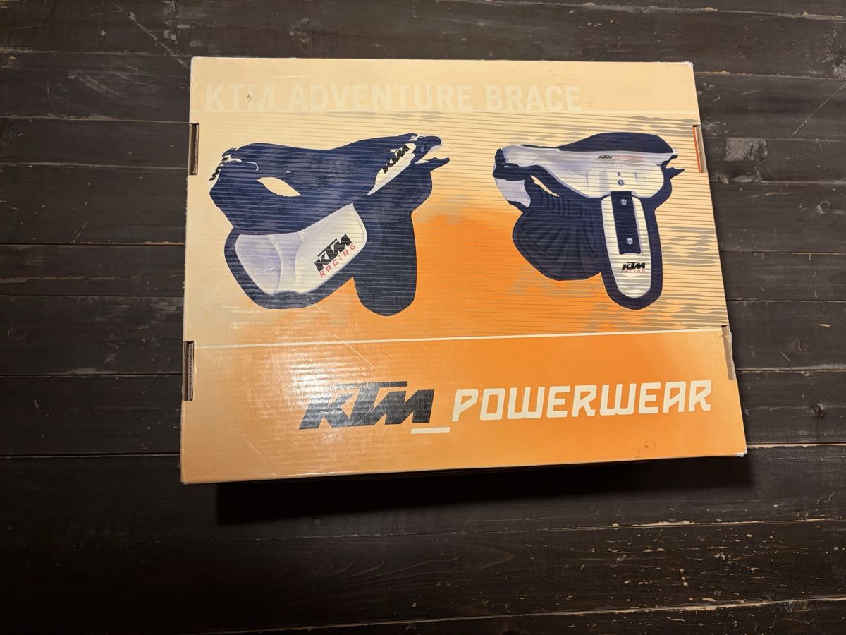 Protezioni & Imbottiture: KTM Kids Neck Brace ADV – Usato da Rougemont venduto da Fossati07 2