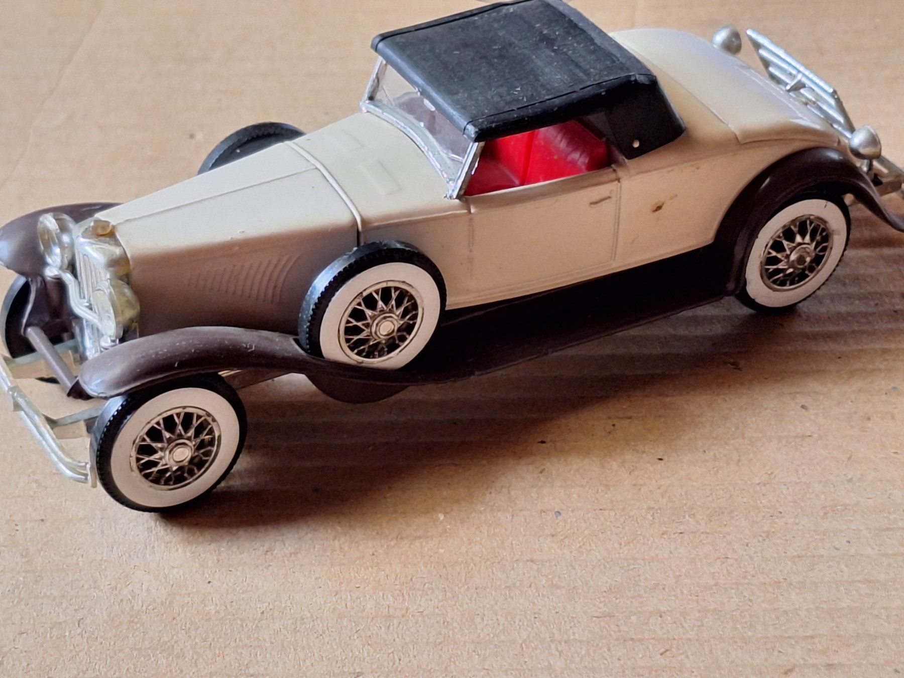 Solido Modellautos: Collection / Modèle réduit ( DUSENBERG.J-1935) – Gebraucht aus Couvet von zeze03