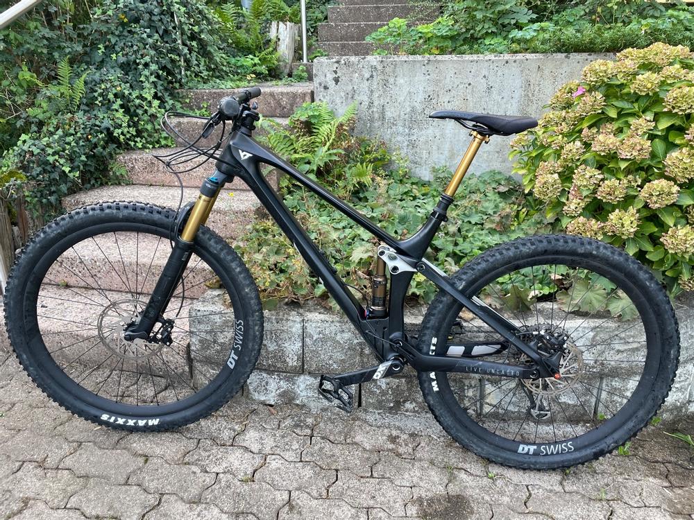 yt izzo mtb