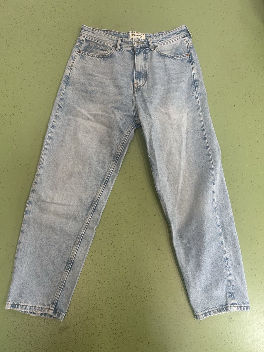 Pull&Bear Jeans: Jeans Pull and Bear hellblau Grösse 38 – Neuf (Voir description) à Recherswil par svfae77 1
