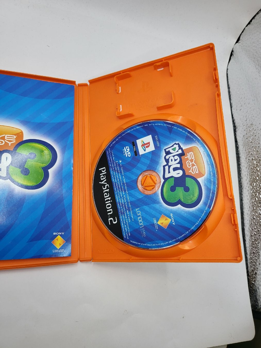 Spiele: EyeToy Play 3 PlayStation 2  – Gebraucht aus Lausanne von CashngoLausanne 1