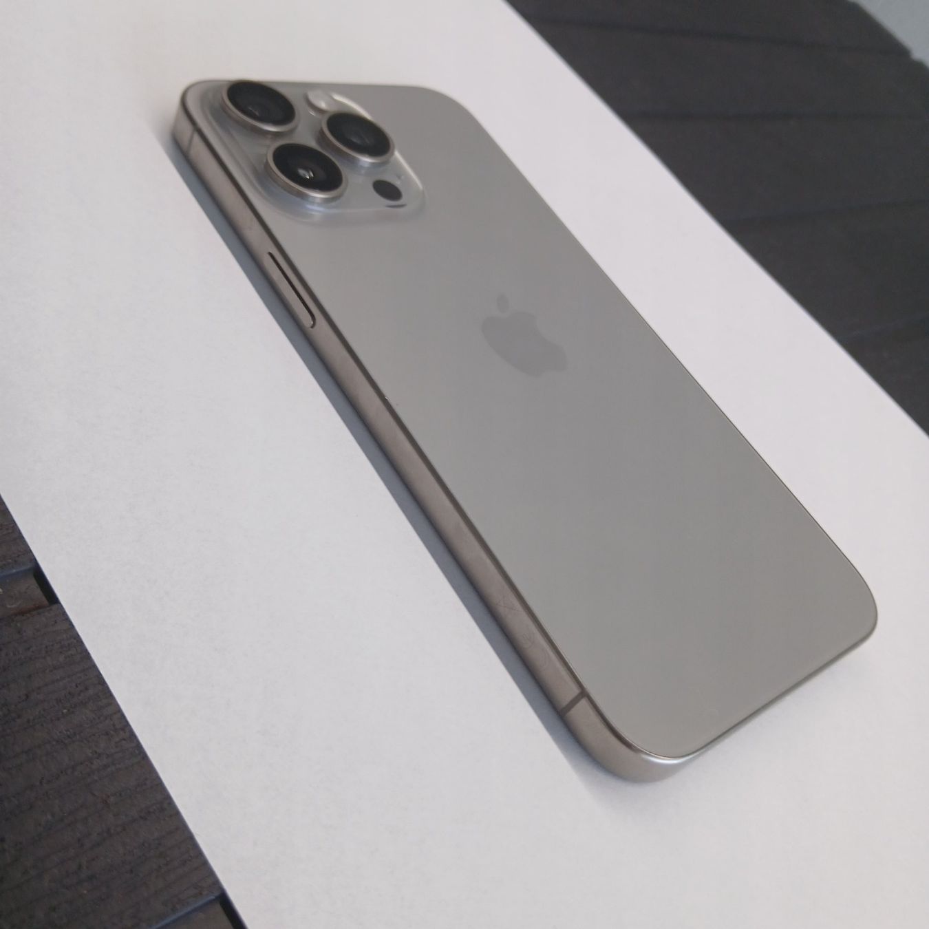 Apple Telefoni cellulari / Smartphones: Iphone 15 Pro Max 256 GB – Usato da Rohrbachgraben venduto da claude.vetsch 7