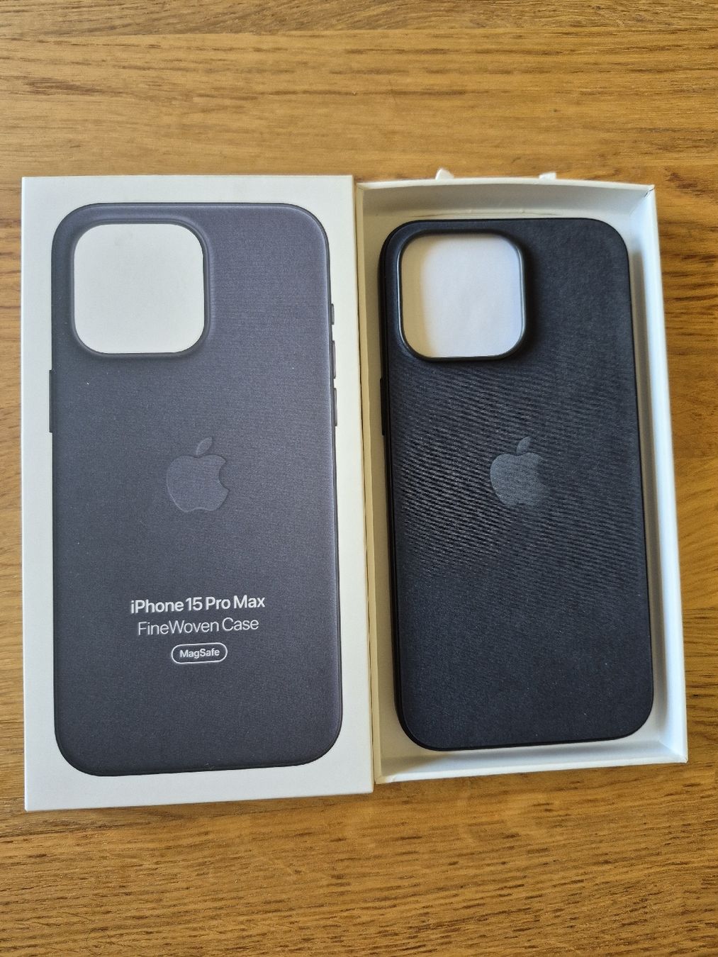 Apple Cover & Protezioni schermo: Apple iPhone 15 Pro Max FineWoven Case Magsafe – Nuovo (secondo la descrizione) da Lausanne venduto da claire1401