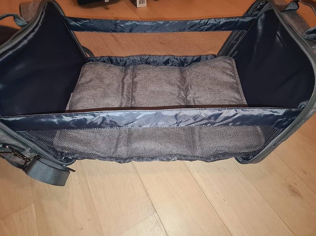 Taschen: Sac à langer et porte-bebè – Gebraucht aus SAINT-IMIER von Salvo.-- 2
