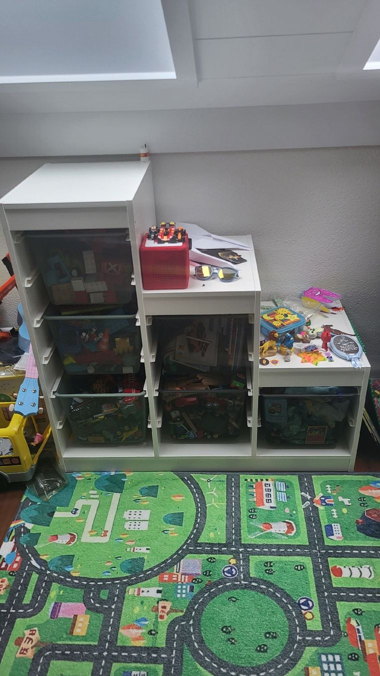 Armoires: Spielschrank  – D'occasion à Niederweningen par CPerf.swiss 1