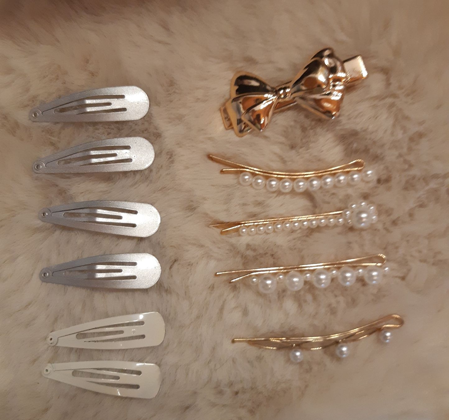 Accessori per capelli: 11 Haarspangen diverse – Usato da Toffen venduto da Gwunderegge77