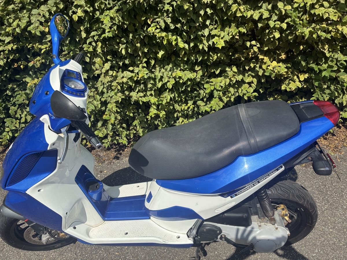 Piaggio Scooters: Piaggio NRG 50 ab mfk – D'occasion à St. Gallen par zx10r 4