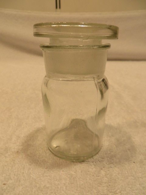 Matériel de laboratoire: Glasfläschchen – D'occasion à Laupen ZH par Mcafi02