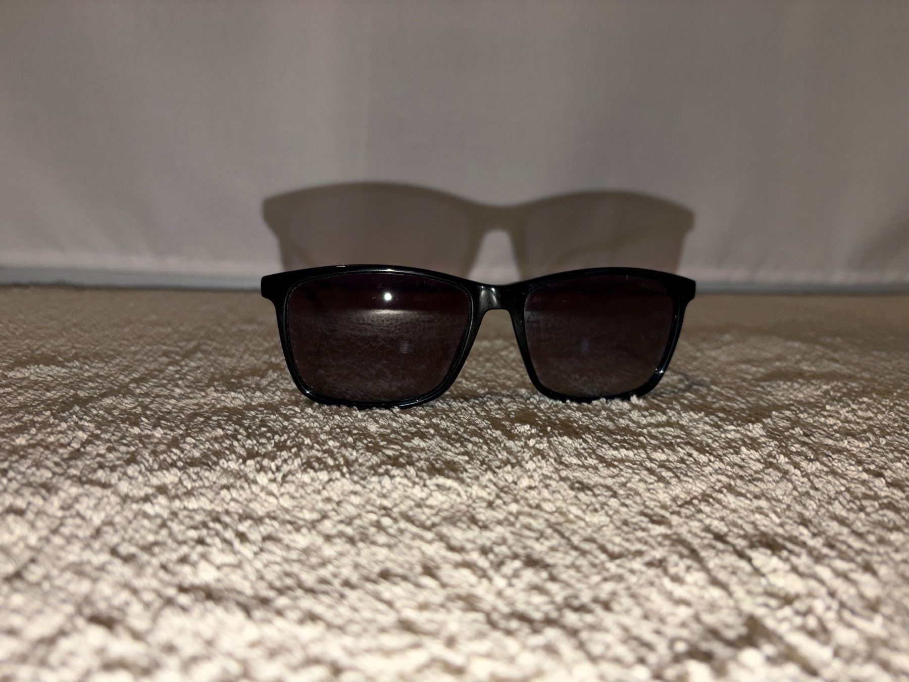Tommy Hilfiger Occhiali & Lenti: Tommy Hilfiger Sonnenbrille – Usato da Visperterminen venduto da lgresell 1