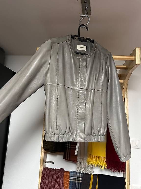 Giacche: HUMANOID SCHAF LEATHER JACKET – Usato da Mettmenstetten venduto da ChathuZ 1