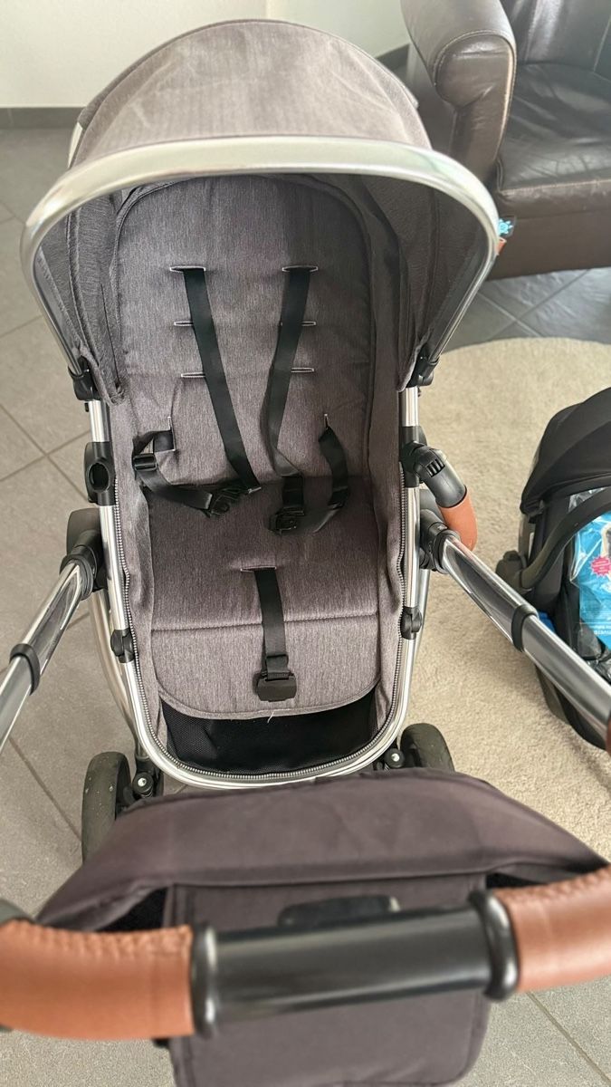 Kinderwagen: Kinderwagen mit Autositz – Gebraucht aus Bassersdorf von Lionslaw 6
