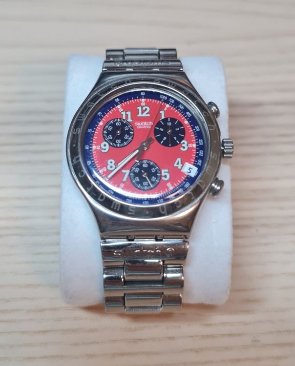Swatch Uhr Chrono SECRET AGENT RED - YCS405G | Kaufen auf Ricardo