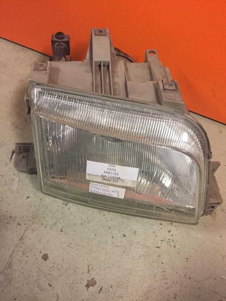 Renault Tutti pezzi di ricambio auto: Renault Clio I Scheinwerfer rechts 7701034147 – Usato da Altnau venduto da gahoal