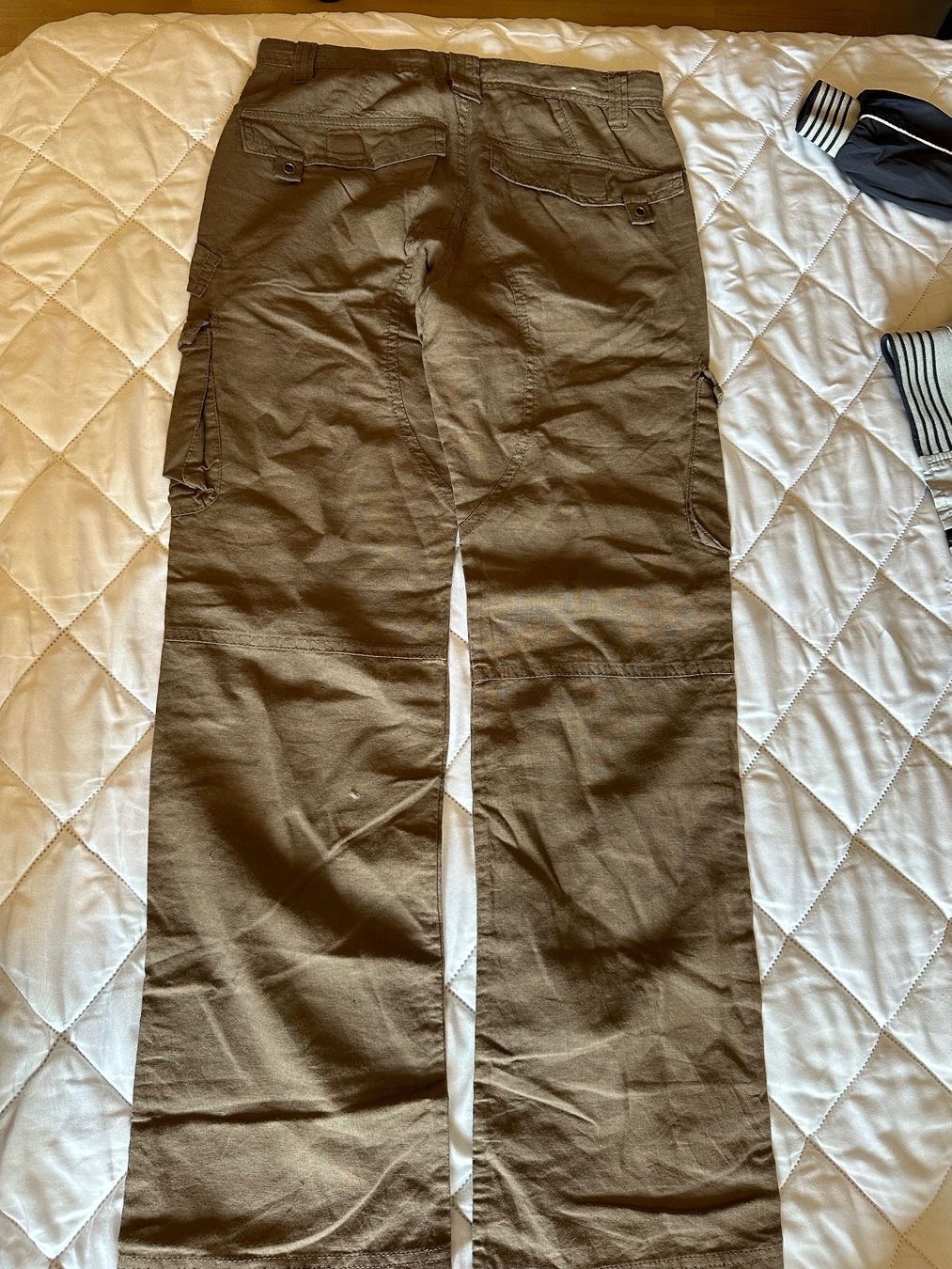 Lotti & Set di vestiti: Vide dressing armoire ado 146/152 lot 5 – Usato da Marly venduto da Kouli 7