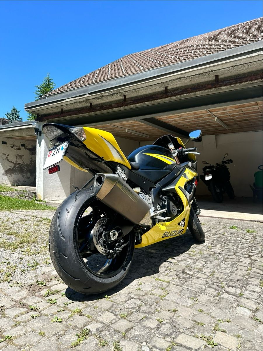 Suzuki Route: Suzuki GSX-R 1000 K5 ab MFK (Juni 26) und Service – D'occasion à Hirzel par Thenoah78 4