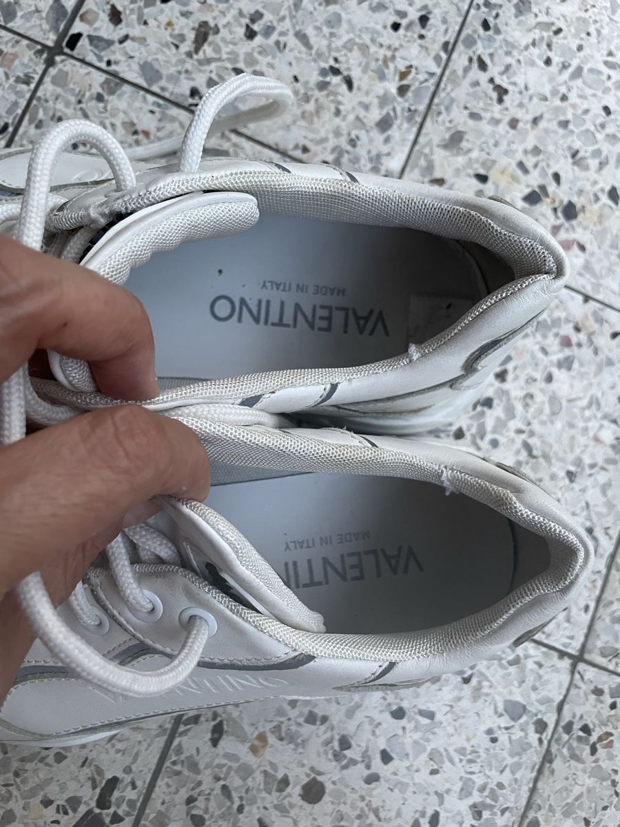 Valentino Scarpe da donna: Baskets Valentino blanches taille 38 bon état – Usato da Genève venduto da nidefa 5